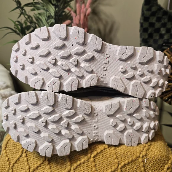 HOLO Hiking Sneakers, Women's size 9, Beige & blue - Picture 5 of 5